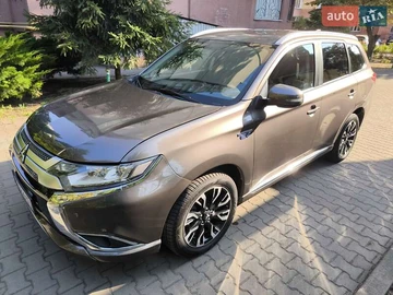 Авто Mitsubishi Outlander 2018 № 8173962
