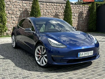 Авто Tesla Model 3 2018 № 8174019