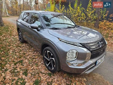 Авто Mitsubishi Outlander 2022 № 8174020
