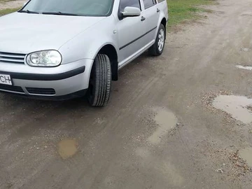 Авто Volkswagen Golf 2002 № 8174230