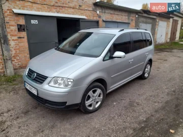 Авто Volkswagen Touran 2006 № 8174461