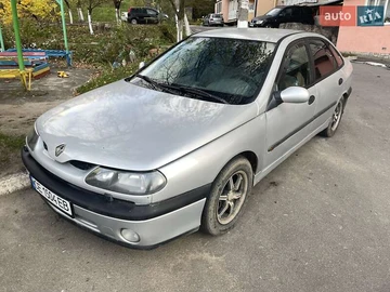 Авто Renault Laguna 2001 № 8174623