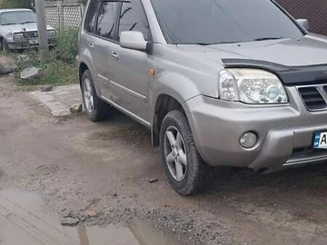 Авто Nissan X-Trail 2004 № 8174632