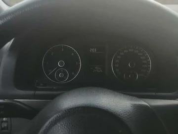 Авто Volkswagen Touran 2011 № 8174713