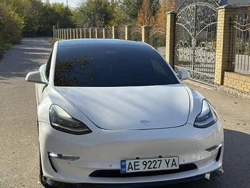 Авто Tesla Model 3 2019 № 8174758