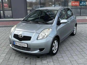 Авто Toyota Yaris 2007 № 8174979