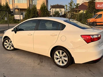 Авто KIA Rio 2016 № 8175050
