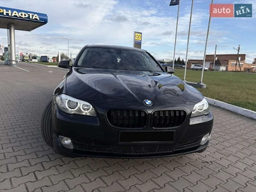 Авто BMW 5 Series 2013 № 8175191