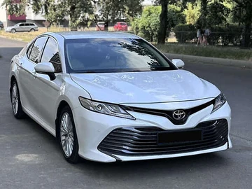 Авто Toyota Camry 2018 № 8175202