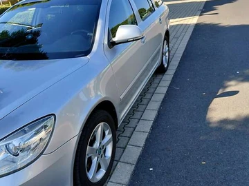 Авто Skoda Octavia 2012 № 8175705