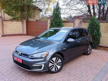 Авто Volkswagen E-Golf 2019 № 8175731