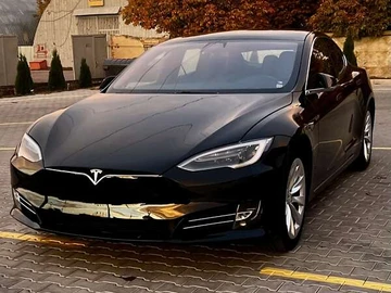 Авто Tesla Model S 2019 № 8176018