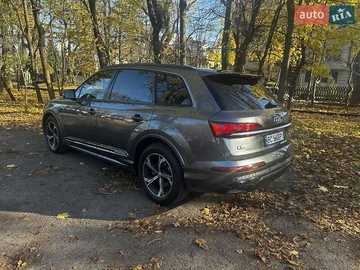 Авто Audi Q7 2020 № 8176063