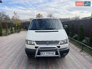 Авто Volkswagen Transporter 2003 № 8176135