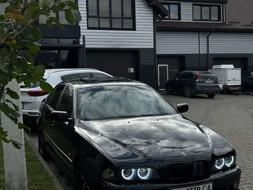 Авто BMW 5 Series 2001 № 8176150