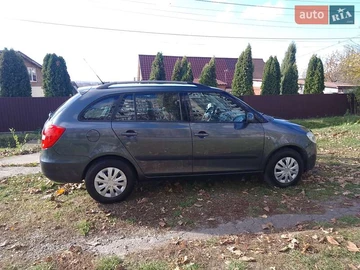 Авто Skoda Fabia 2010 № 8176163