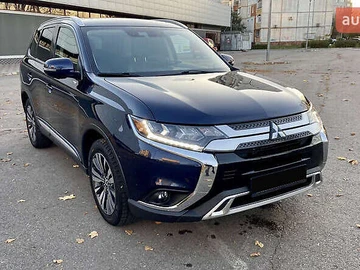 Авто Mitsubishi Outlander 2018 № 8176549