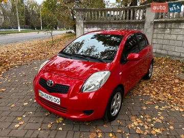 Авто Toyota Yaris 2006 № 8176968