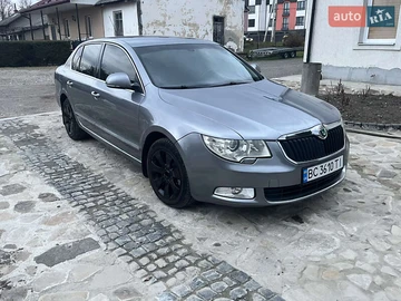 Авто Skoda Superb 2009 № 8177279