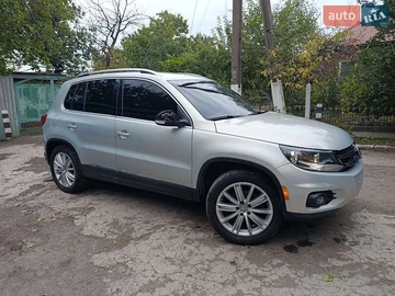 Авто Volkswagen Tiguan 2011 № 8177414
