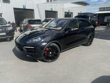 Авто Porsche Cayenne 2012 № 8177777