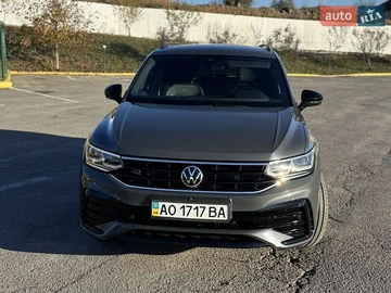 Авто Volkswagen Tiguan 2021 № 8177810