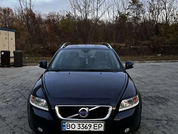 Авто Volvo V50 2012 № 8178422