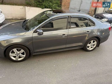 Авто Volkswagen Jetta 2012 № 8178563