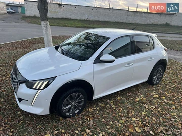 Авто Peugeot E-208 2021 № 8178665