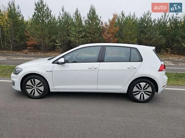 Авто Volkswagen E-Golf 2019 № 8178692