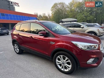 Авто Ford Kuga 2019 № 8178755