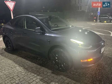 Авто Tesla Model Y 2022 № 8178880