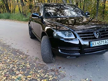 Авто Volkswagen Touareg 2004 № 8178934