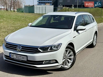 Авто Volkswagen Passat 2018 № 8179040