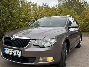 Авто Skoda Superb 2010 № 8179387