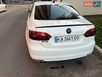 Авто Volkswagen Jetta 2012 № 8179792