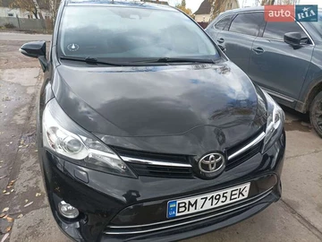 Авто Toyota Verso 2016 № 8179818