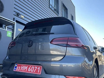 Авто Volkswagen E-Golf 2017 № 8179835
