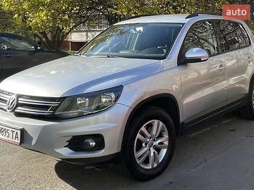 Авто Volkswagen Tiguan 2012 № 8179841