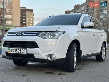 Авто Mitsubishi Outlander 2012 № 8179850