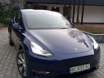 Авто Tesla Model Y 2021 № 8180072