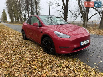 Авто Tesla Model Y 2023 № 8180076