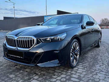 Авто BMW 5 Series 2024 № 8180099