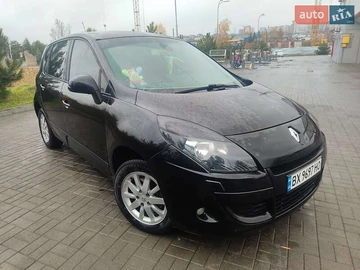 Авто Renault Scenic 2010 № 8180275