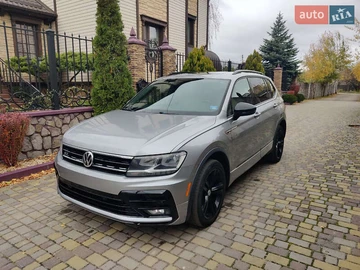 Авто Volkswagen Tiguan 2019 № 8180539