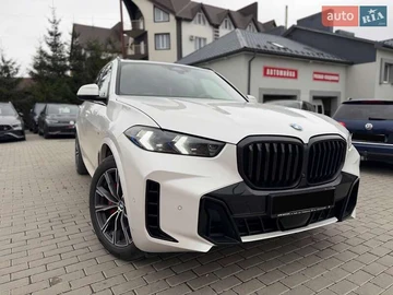 Авто BMW X5 2023 № 8180702
