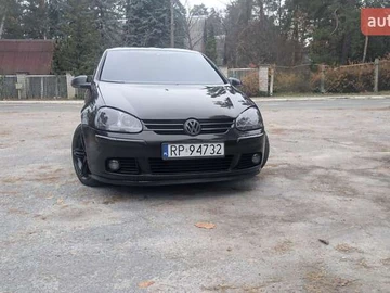 Авто Volkswagen Golf 2004 № 8180716