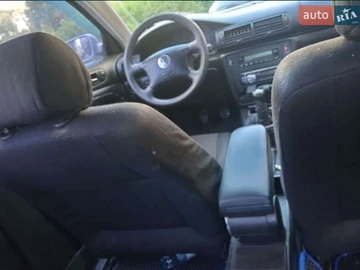 Авто Volkswagen Passat 1999 № 8180737