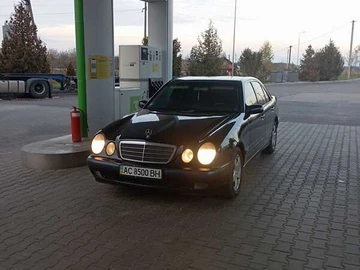 Авто Mercedes E-Class 2001 № 8180775