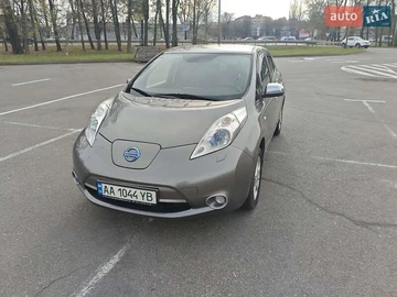 Авто Nissan Leaf 2013 № 8180976